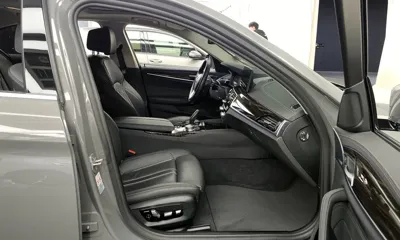 BMW 5-Series 2021, 44760 км, за 21990.29 USD - фото 11