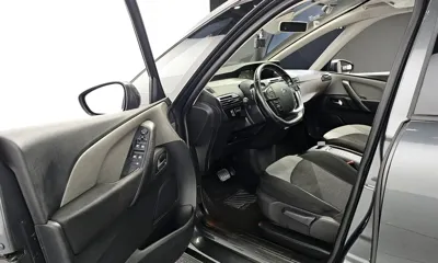Citroen-DS C4 Picasso 2016, 151132 км, за 3957.71 USD - фото 11