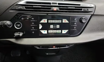 Citroen-DS C4 Picasso 2016, 151132 км, за 3957.71 USD - фото 14