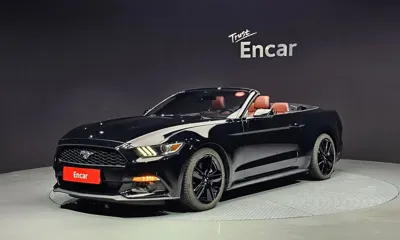 Ford Mustang · 2017 год