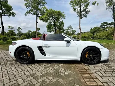 Porsche 718 2016, 100000 км, за 35119.08 USD - фото 13