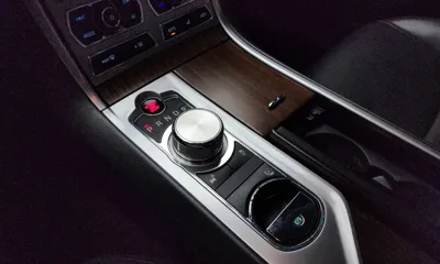 Jaguar XF 2015, 83552 км, за 4926.43 USD - фото 9