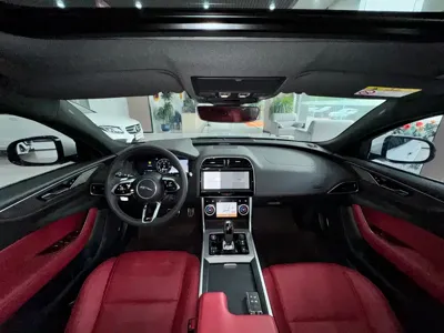 Jaguar XEL 2024, 14000 км, за 21011.95 USD - фото 17