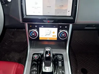 Jaguar XEL 2024, 14000 км, за 21011.95 USD - фото 19