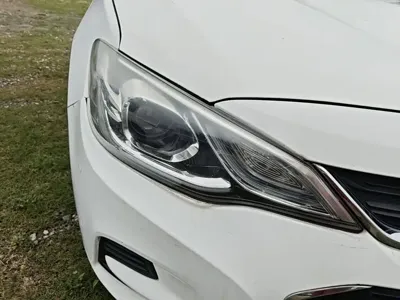 Chevrolet Cavalier 2018, 35100 км, за 3281.28 USD - фото 13