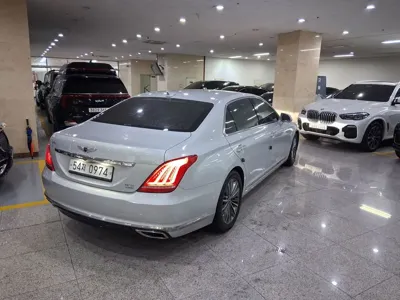 Genesis EQ900 2016, 197006 км, за 7680.19 USD
