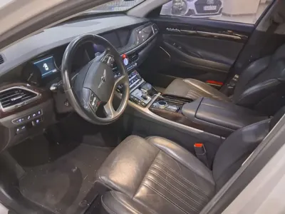 Genesis EQ900 2016, 197006 км, за 7680.19 USD