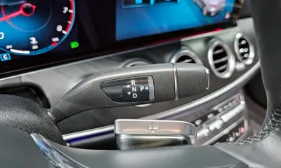 Mercedes-Benz E-Class 2023, 40437 км, за 27743.64 USD - фото 9