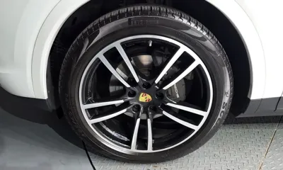 Porsche Cayenne 2023, 34260 км, за 66029.2 USD