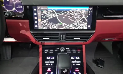Porsche Cayenne 2023, 34260 км, за 65981.9 USD - фото 13