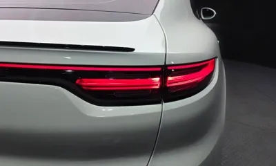 Porsche Cayenne 2023, 34260 км, за 65981.9 USD - фото 23