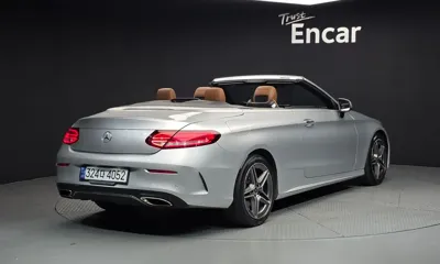 Mercedes-Benz C-Class 2019, 99473 км, за 15570.04 USD
