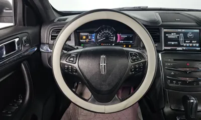 Lincoln MKS 2014, 126678 км, за 2990.31 USD - фото 13