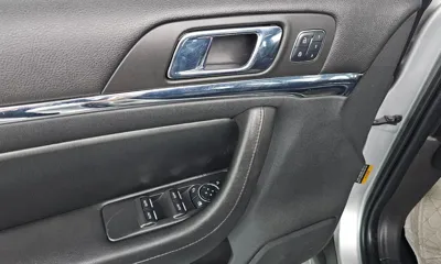 Lincoln MKS 2014, 126678 км, за 2990.31 USD - фото 17