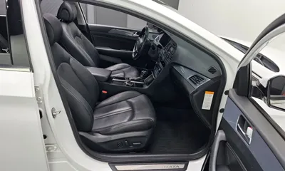 Hyundai Sonata 2015, 145793 км, за 6078.62 USD - фото 12