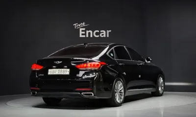 Hyundai Genesis 2016, 195896 км, за 5087.54 USD