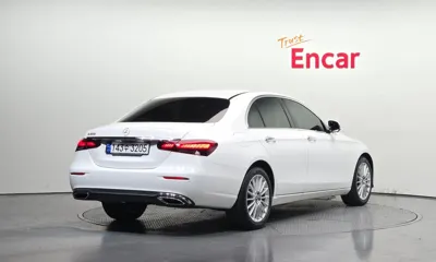 Mercedes-Benz E-Class 2023, 14055 км, за 30327.05 USD