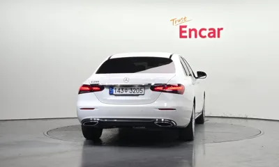 Mercedes-Benz E-Class 2023, 14055 км, за 30327.05 USD
