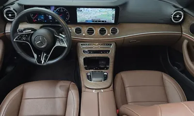 Mercedes-Benz E-Class 2023, 14055 км, за 30327.05 USD - фото 7