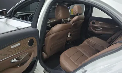 Mercedes-Benz E-Class 2023, 14055 км, за 30327.05 USD - фото 11