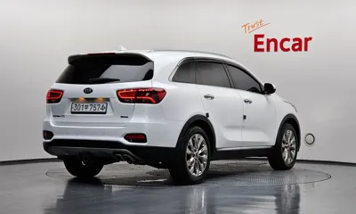 Kia Sorento 2018, 95573 км, за 12286.29 USD
