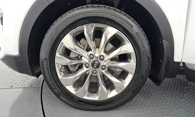 Kia Sorento 2018, 95573 км, за 12286.29 USD