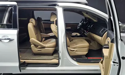 Kia Canival 2017, 118478 км, за 9852.86 USD - фото 12