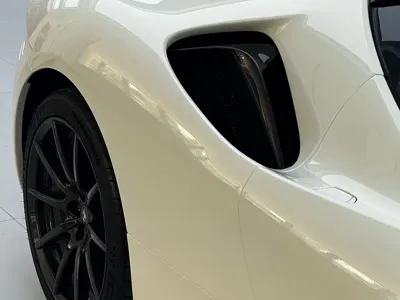 Ferrari SF90 2024, 5000 км, за 779112.26 USD - фото 46