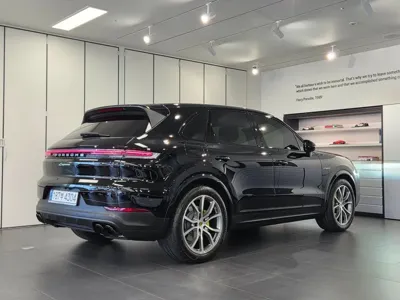 Porsche Cayenne 2024, 6446 км, за 90586.85 USD
