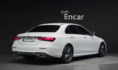 Mercedes-Benz E-Class 2023, 22135 км, за 29210.98 USD