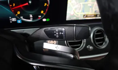 Mercedes-Benz E-Class 2023, 22135 км, за 28990.24 USD - фото 9