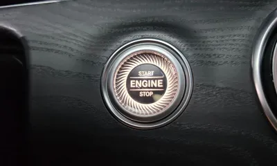 Mercedes-Benz E-Class 2023, 22135 км, за 28990.24 USD - фото 32