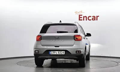 Hyundai Venue 2022, 67383 км, за 10271.07 USD