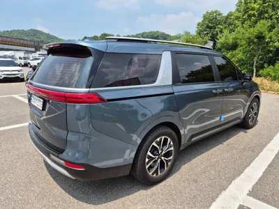Kia Canival 2023, 87000 км, за 14651.29 USD