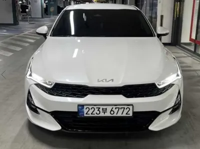 Kia K5 · 2023 год