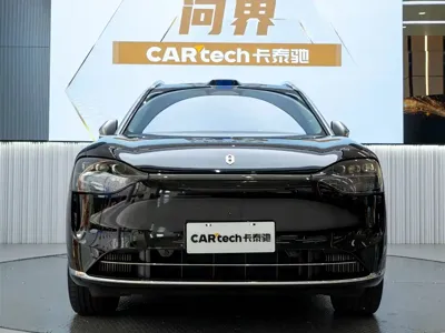 AITO 问界 AITO M9 2024, 32000 км, за 51178.21 USD