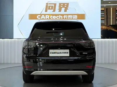 AITO 问界 AITO M9 2024, 32000 км, за 51178.21 USD