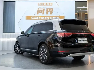 AITO 问界 AITO M9 2024, 32000 км, за 51178.21 USD