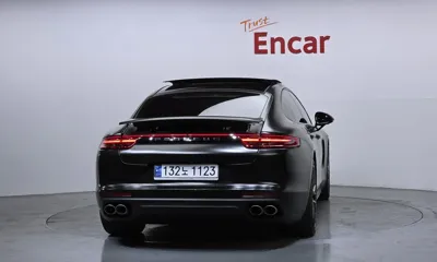Porsche Panamera 2018, 107516 км, за 38762.74 USD - фото 4