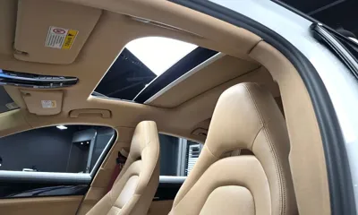 Porsche Panamera 2018, 107516 км, за 38762.74 USD - фото 16