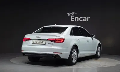 Audi A4 2016, 116504 км, за 8539.15 USD