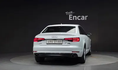 Audi A4 2016, 116504 км, за 8539.15 USD
