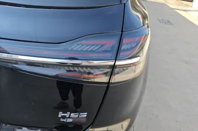 Hongqi HS5 2023, 4100 км, за 20142 USD - фото 9