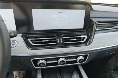 Hongqi HS5 2023, 4100 км, за 20142 USD - фото 20