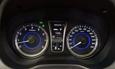 Hyundai Grandeur 2012, 174762 км, за 2561.74 USD - фото 8