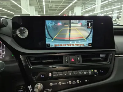 Lexus ES 2023, 39821 км, за 31836.68 USD - фото 9
