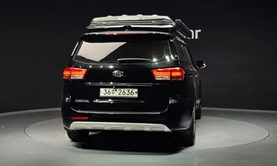 Kia Canival 2015, 166900 км, за 8190.86 USD