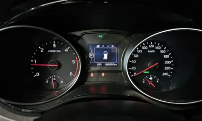 Kia Canival 2015, 166900 км, за 8190.86 USD - фото 8