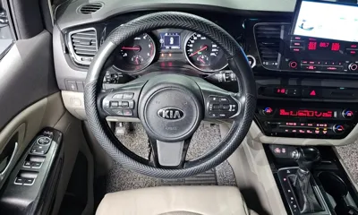 Kia Canival 2015, 166900 км, за 8190.86 USD - фото 13