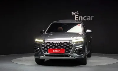 Audi Q5 2023, 40971 км, за 27697.01 USD